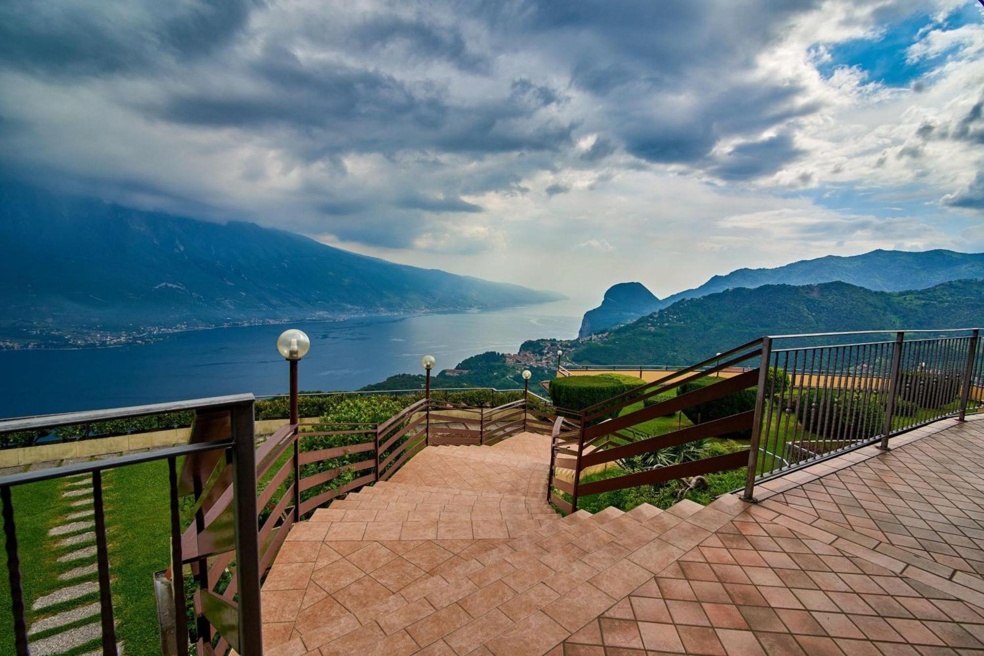 Balcone Panoramico sul Garda Apartment Tremosine Exterior foto